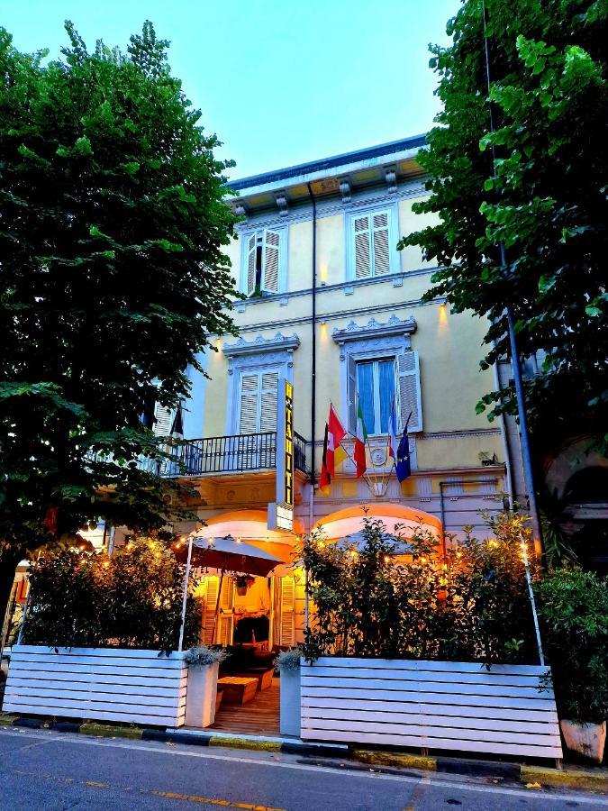 Hotel Tahiti Viareggio Exterior foto